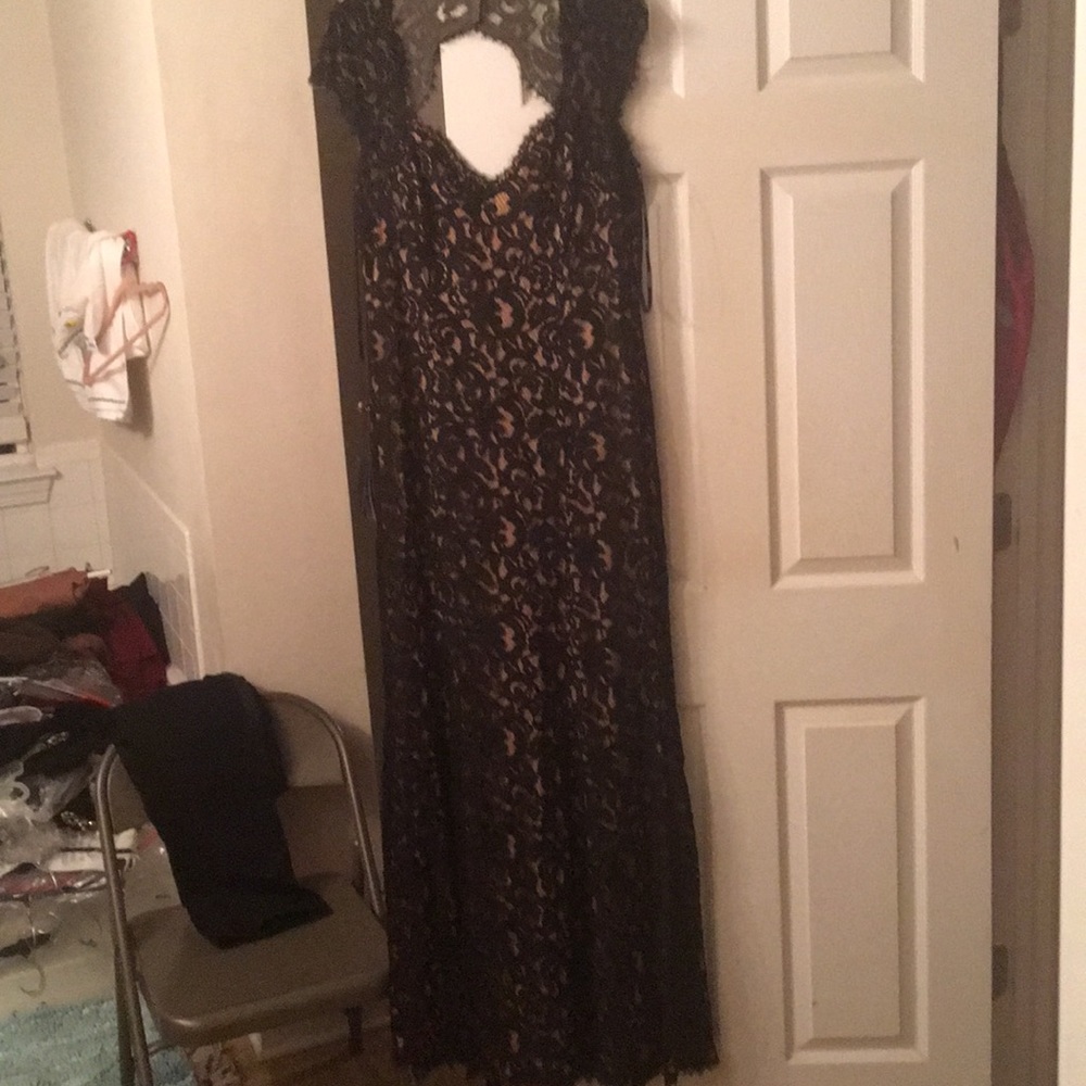 Black lace dress